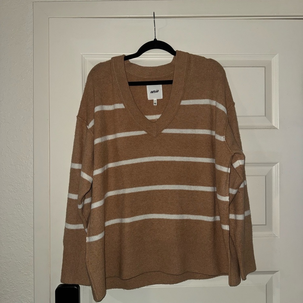 NWT Aerie Sweater
